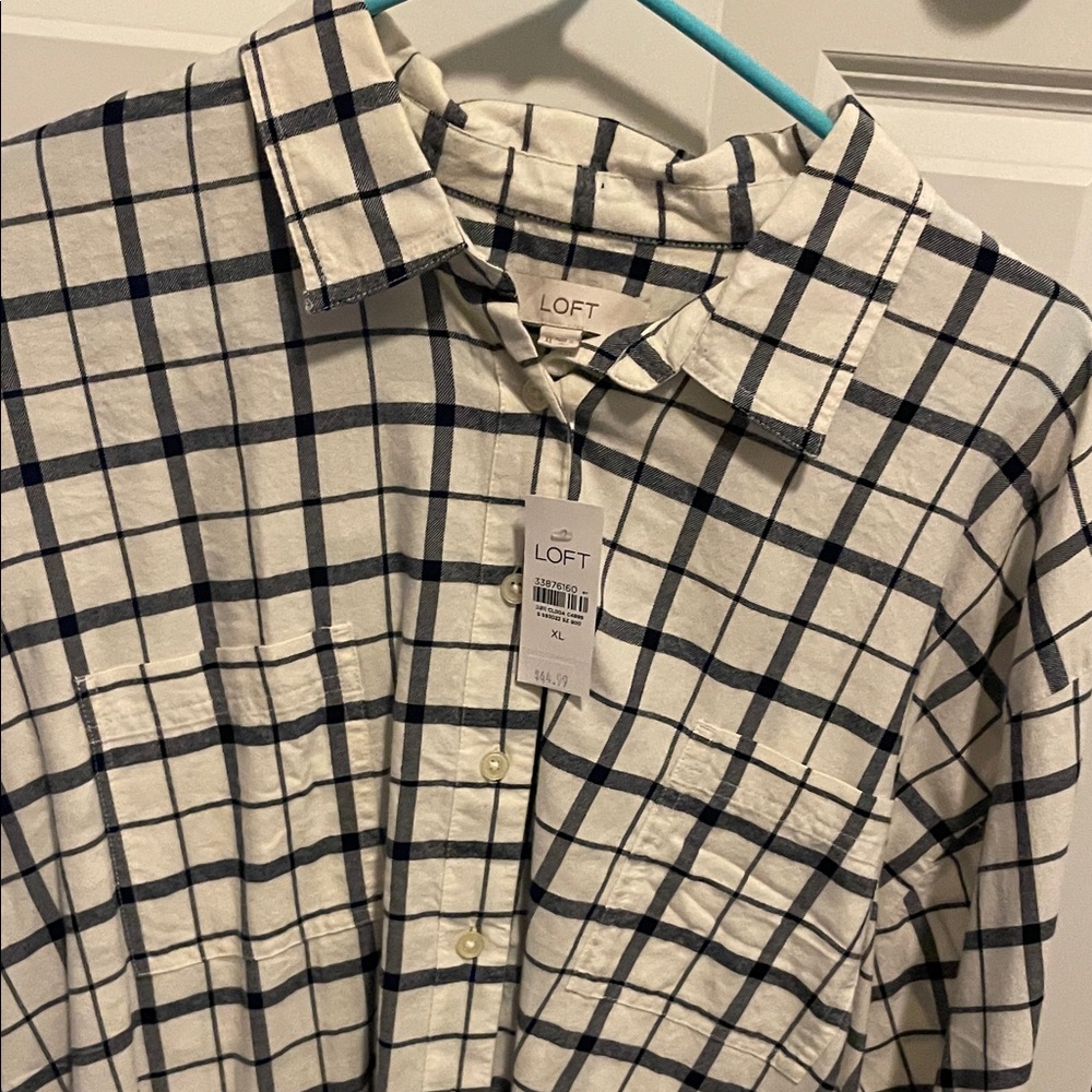 LOFT Monochrome Checkered Button-Up Shirt flannel - Picture 2 of 4